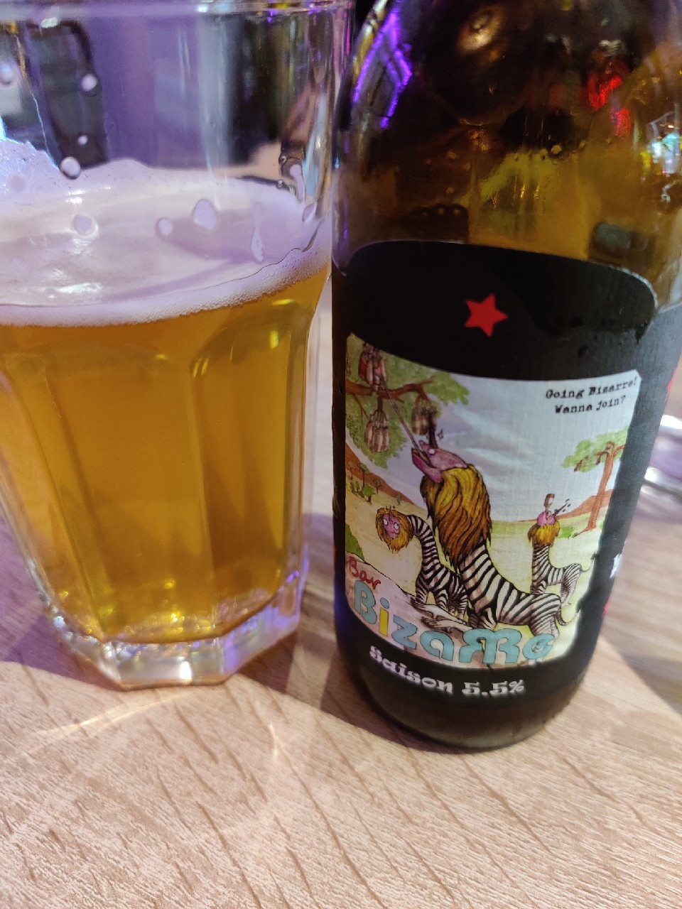 Bar Bizarre Saison, Finland