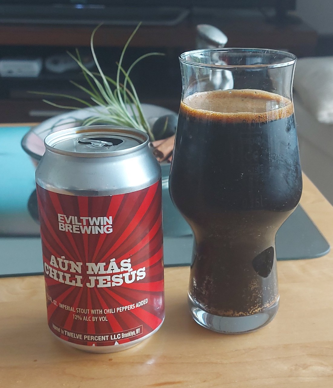 Aun Más Chili Jesús, United States