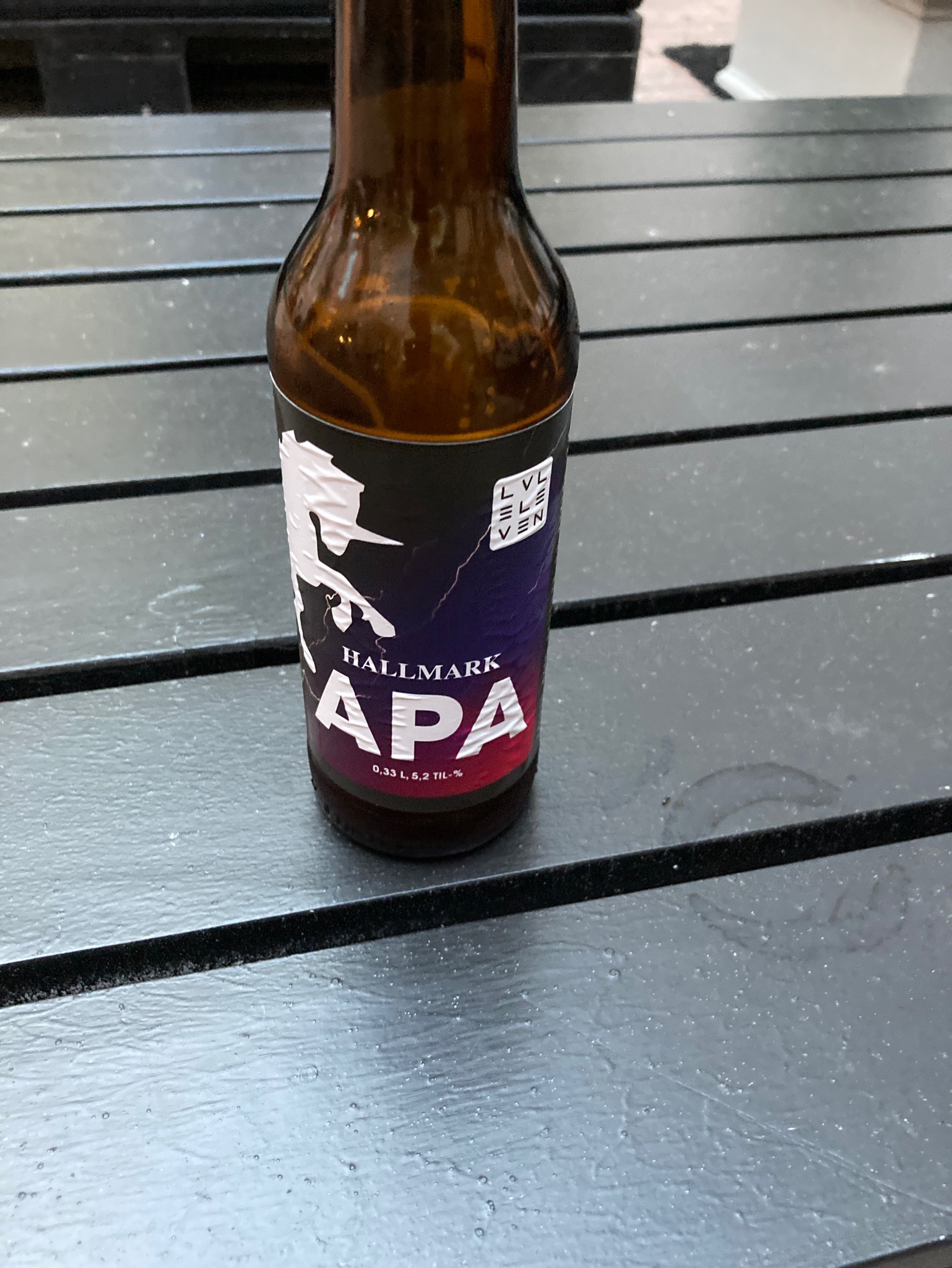 Hallmark Apa, Finland