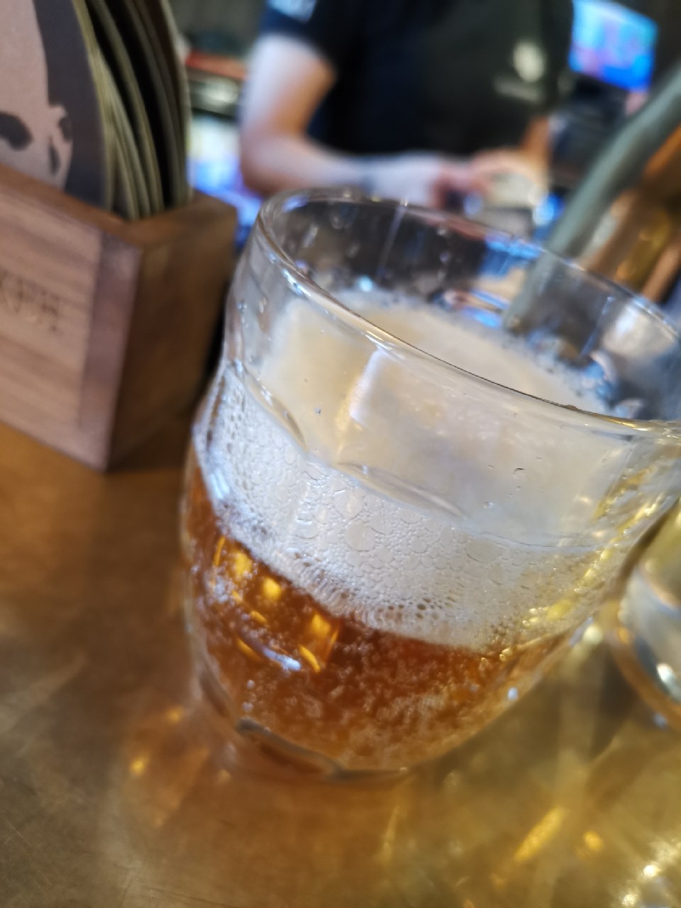 Korona Hell, Finland