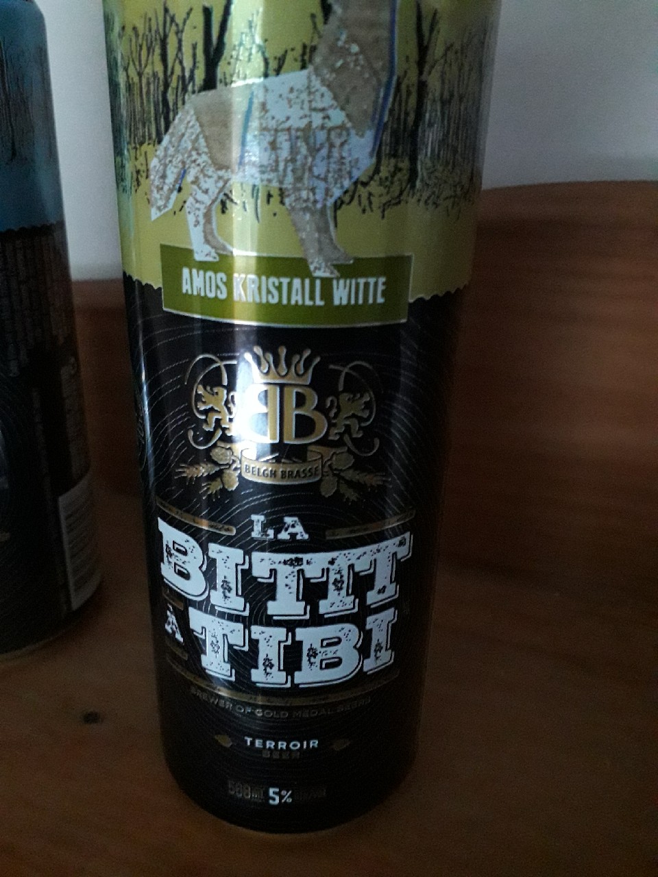 La bittt à tibi Amos Kristall Witte, Canada