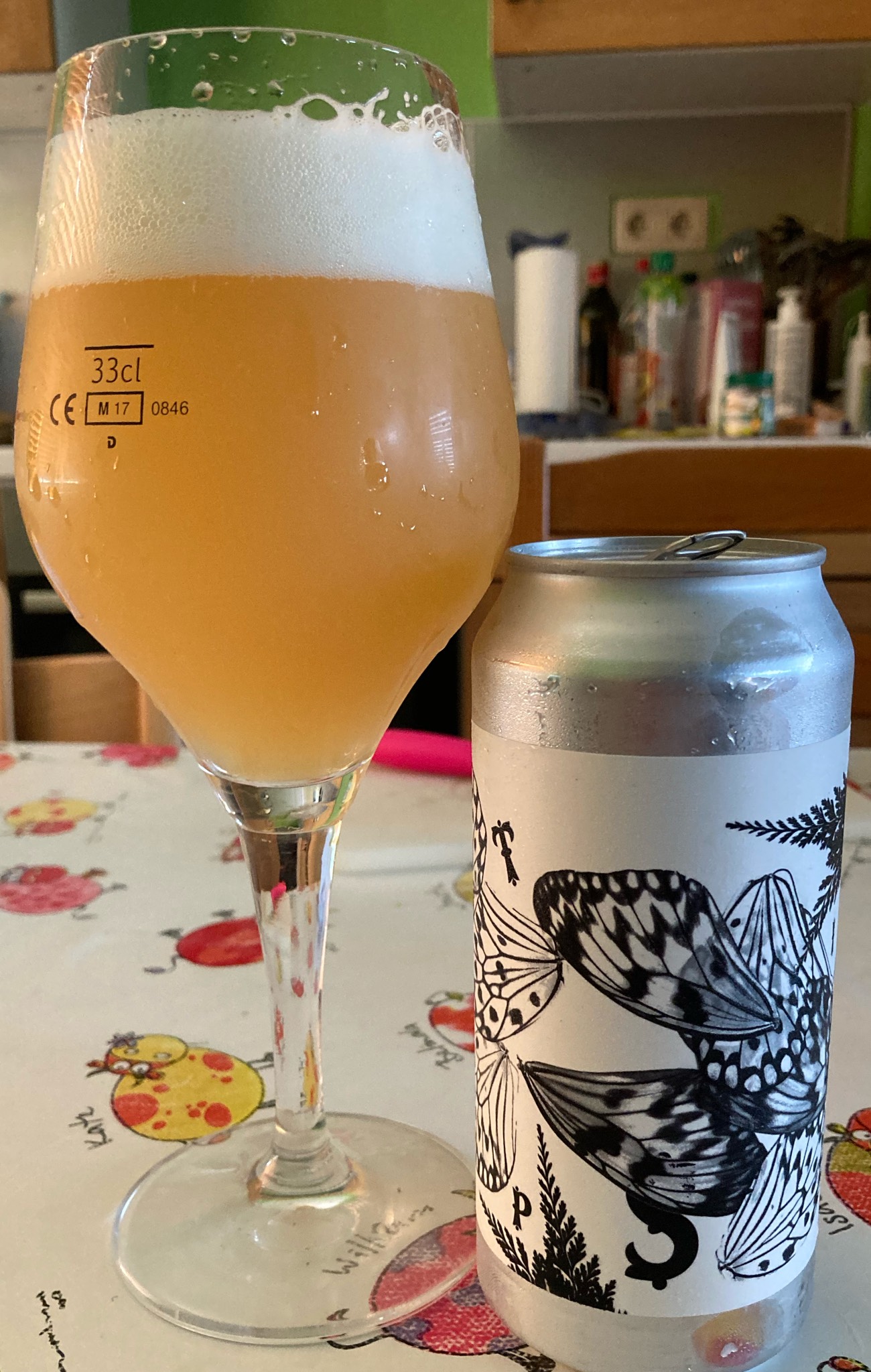 Pavement Licker, England