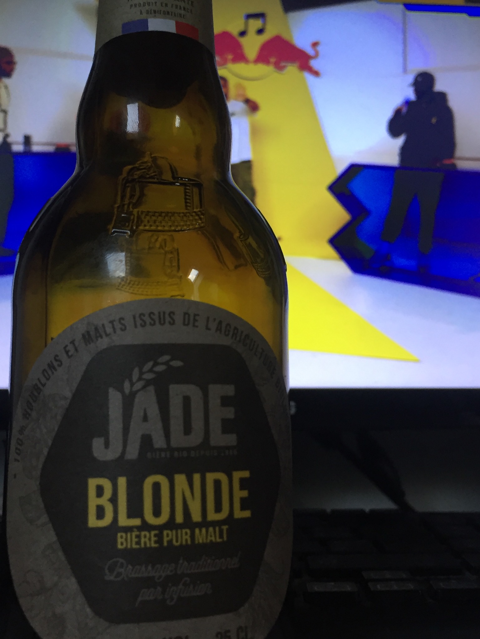 Jade Blonde, France
