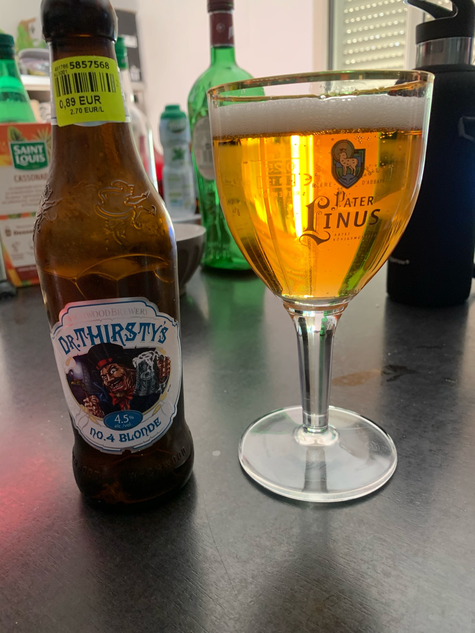 Toothless Hooker, England