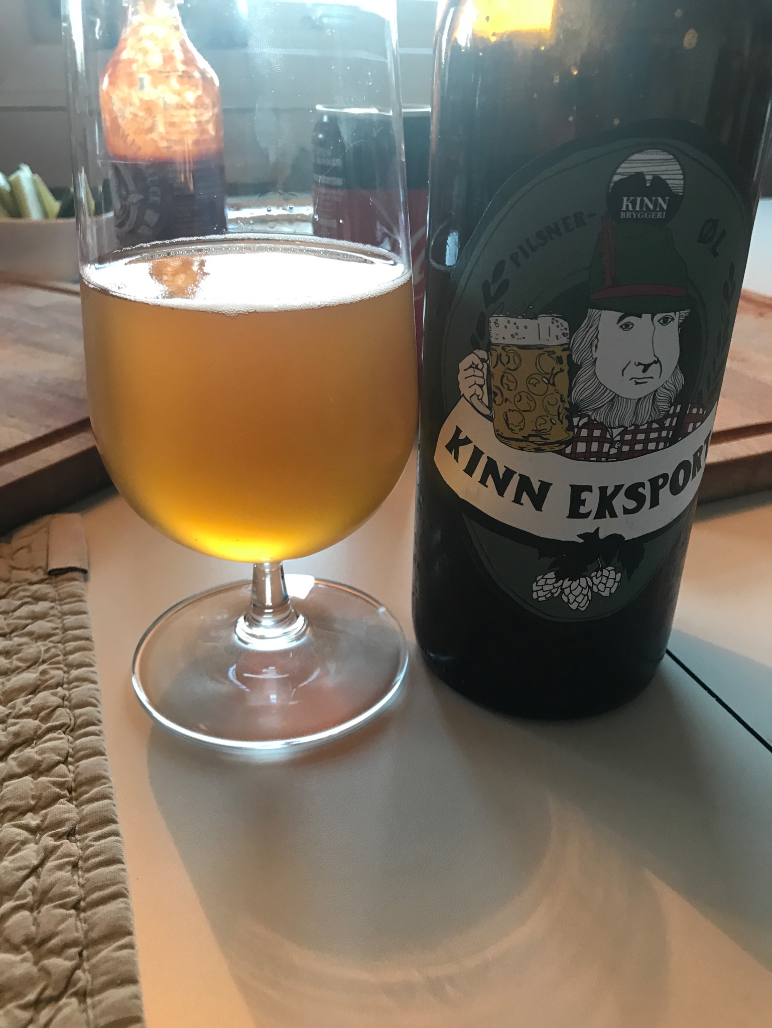 Kinn Eksport, Norway