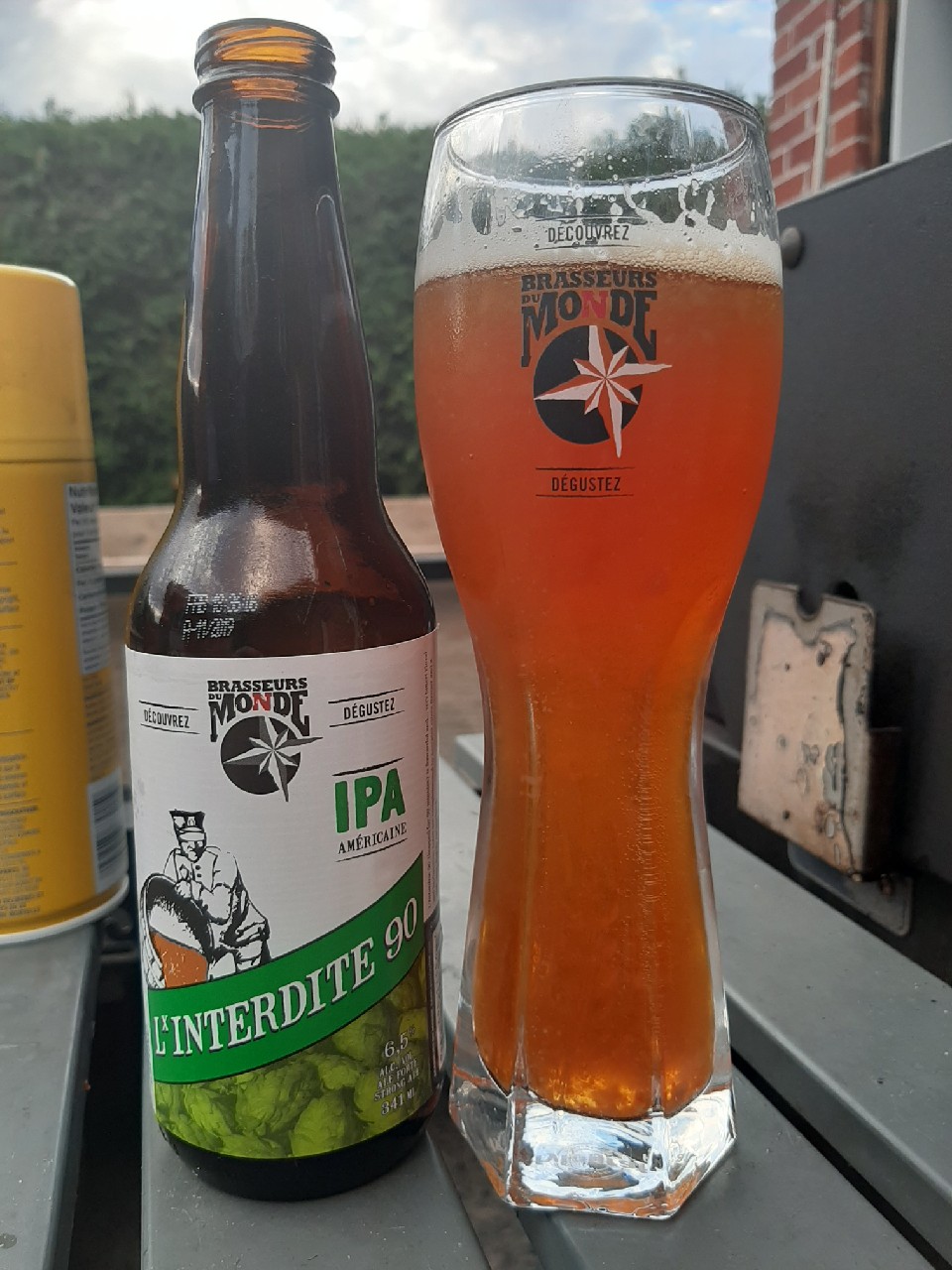 L'Interdite 90, Canada