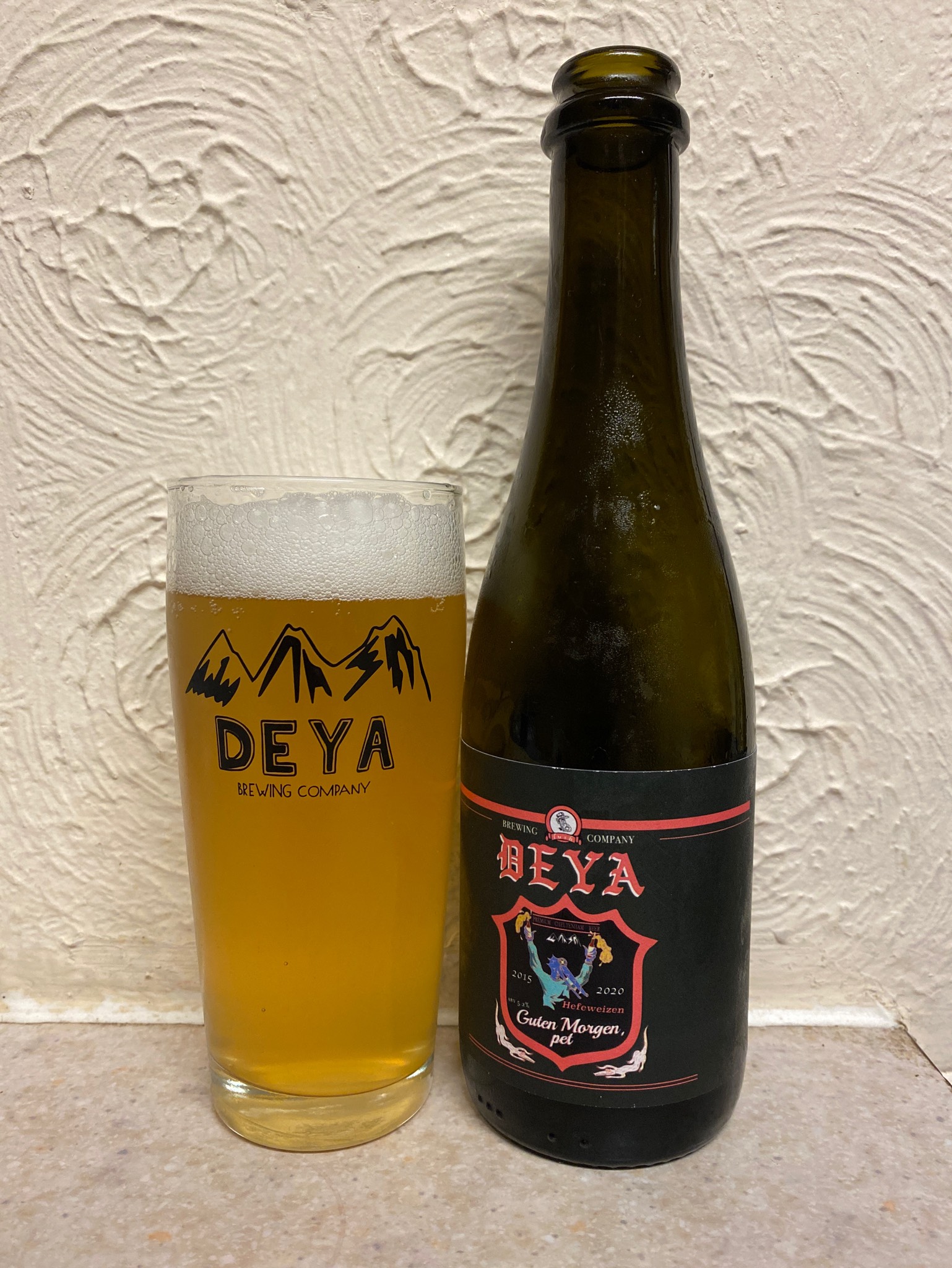 Gluten Morgen, Pet, England