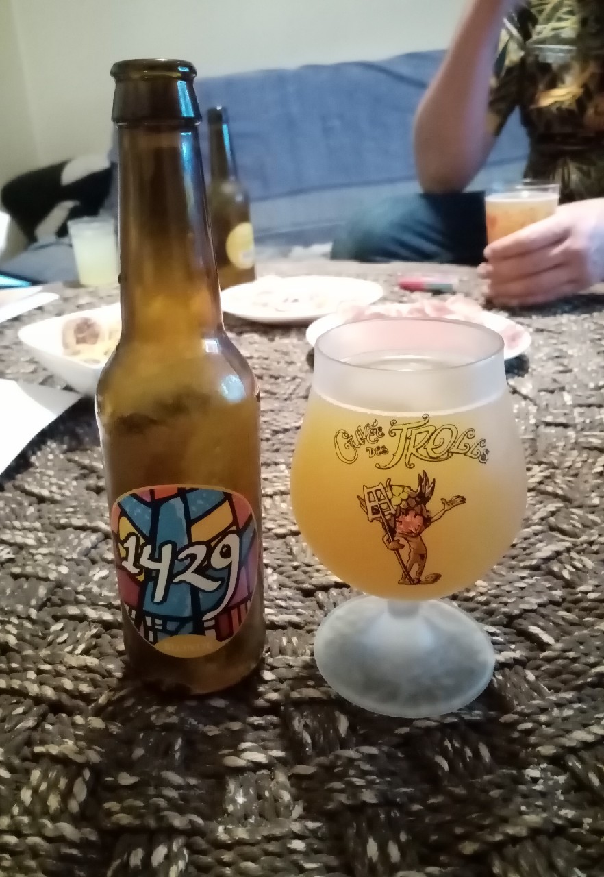 1429 blonde, France