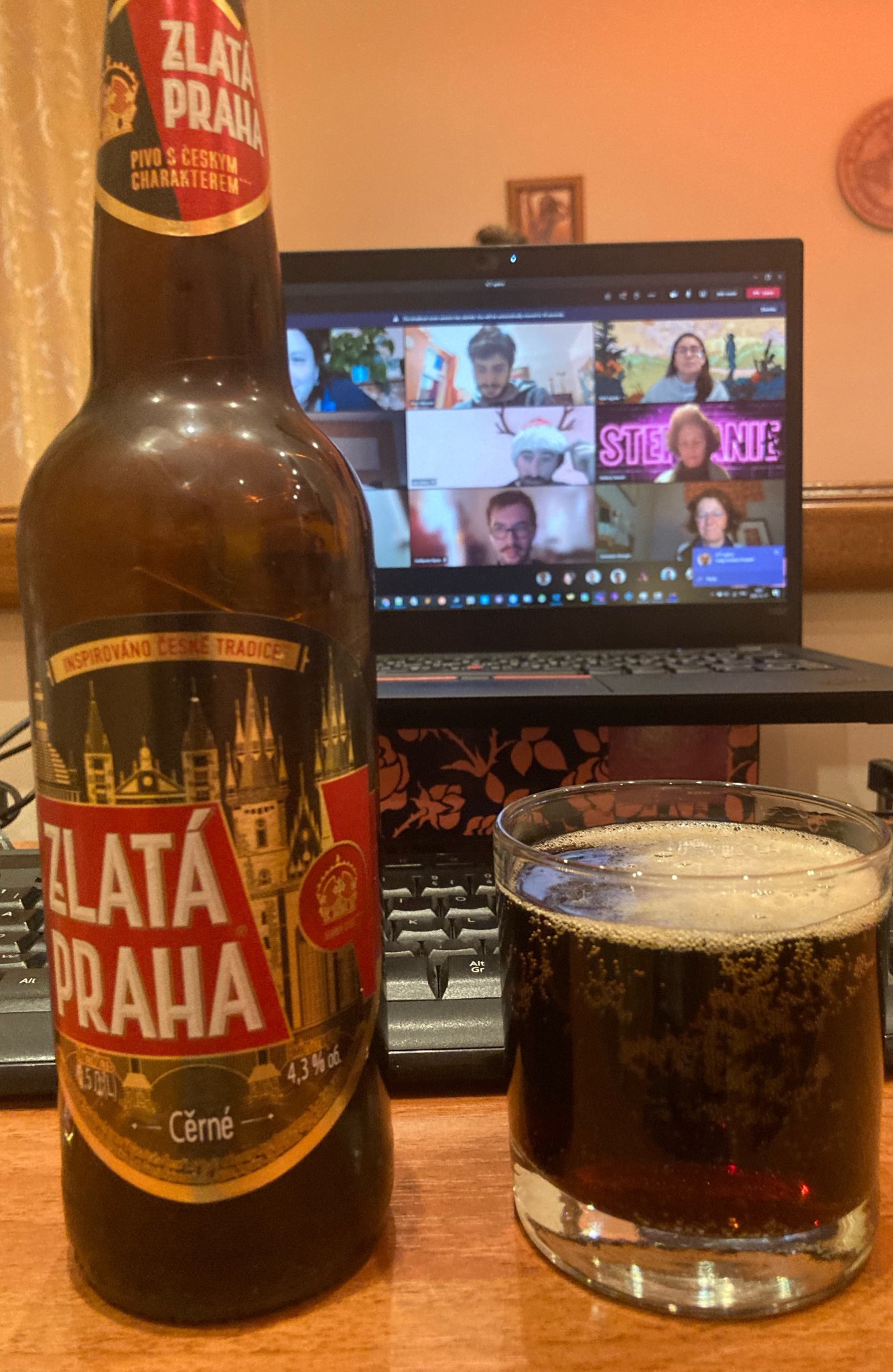 Zlatá Praha Černé, Ukraine