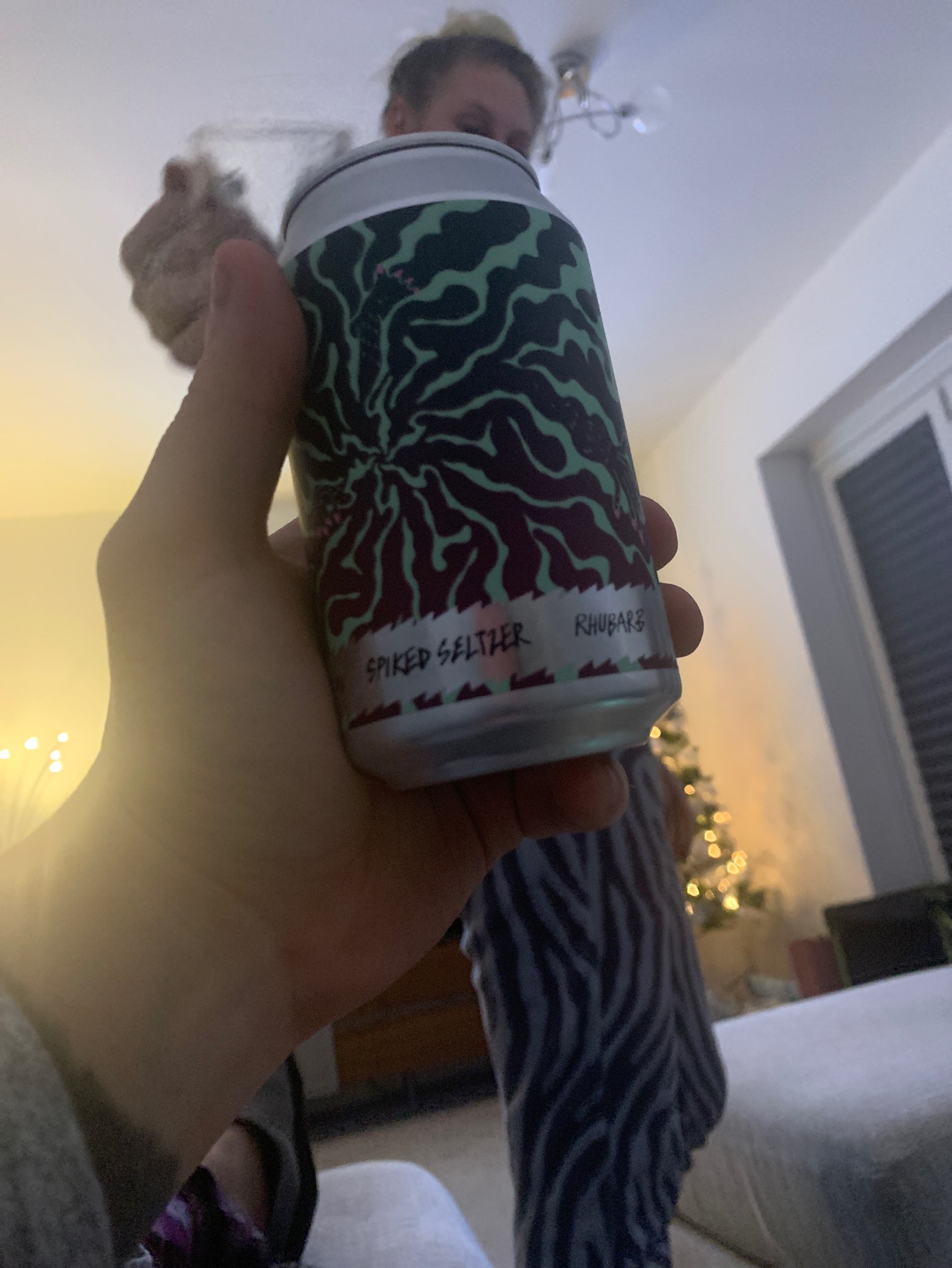 Spiked Seltzer Rhubarb, Norway