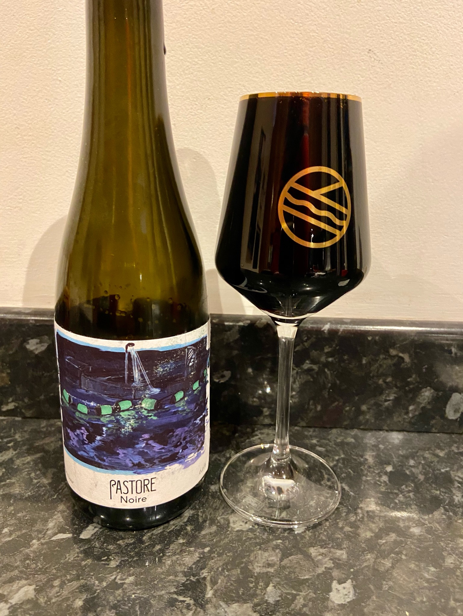 Pastore Noire, England