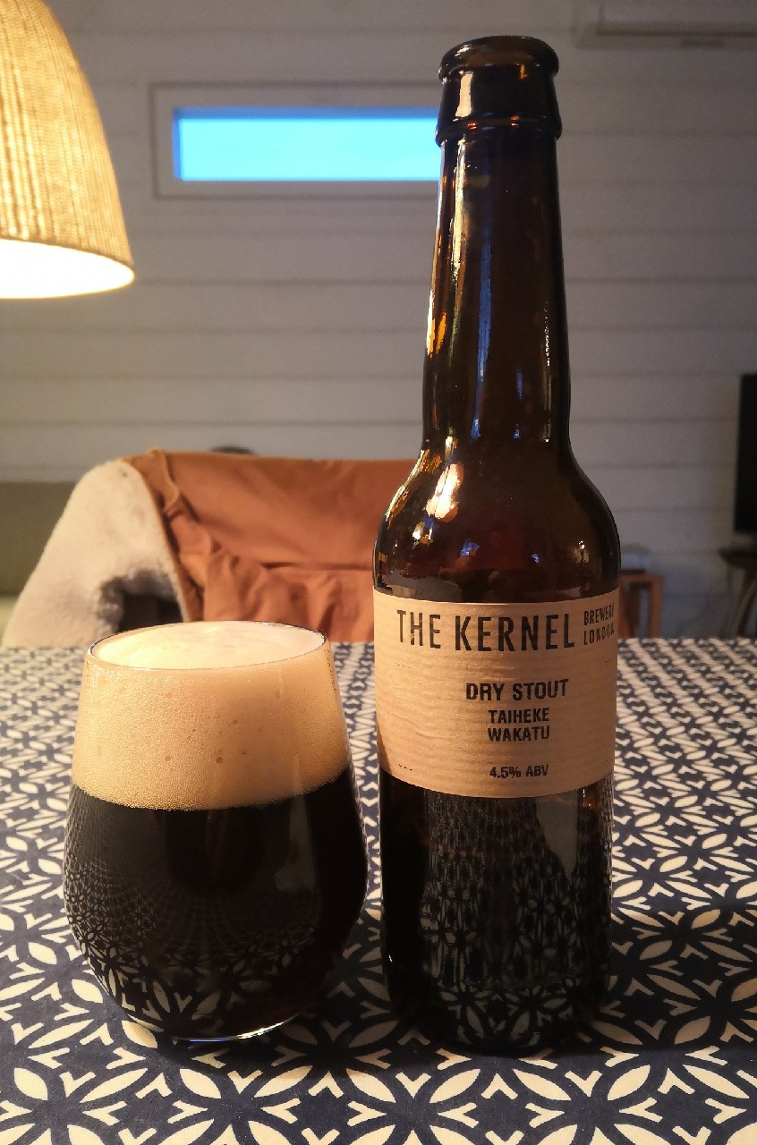 Dry Stout Taiheke Wakatu, England