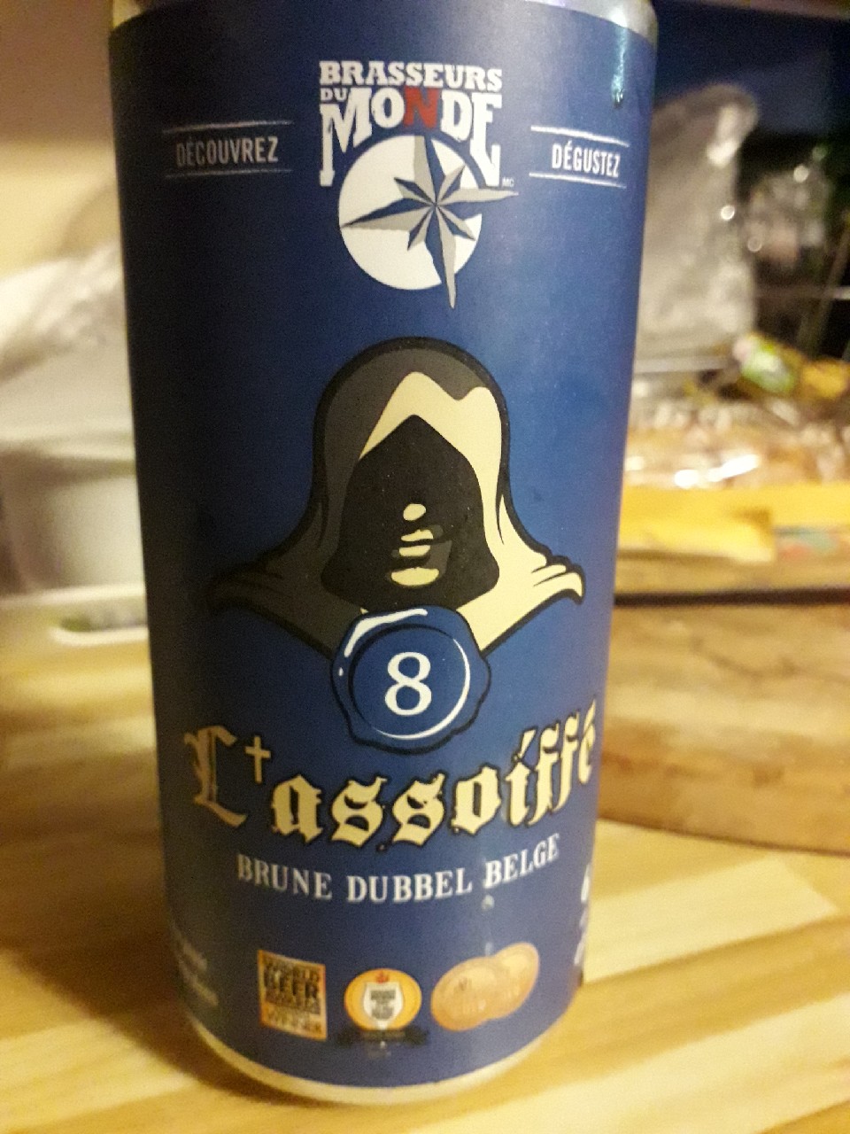 8 l'assoiffé, Canada