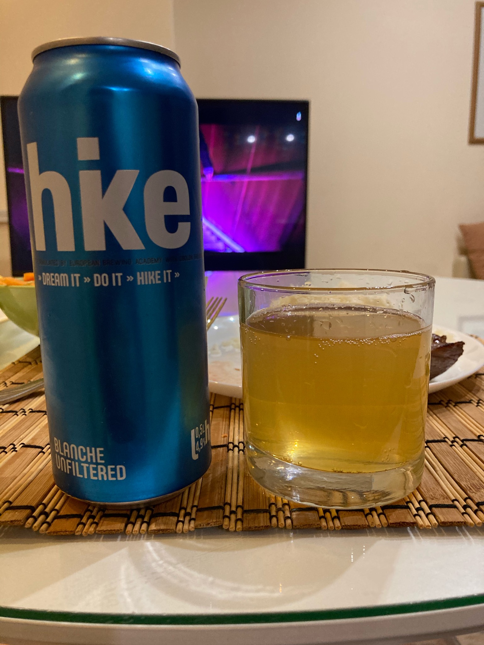 Hike Blanche, Ukraine