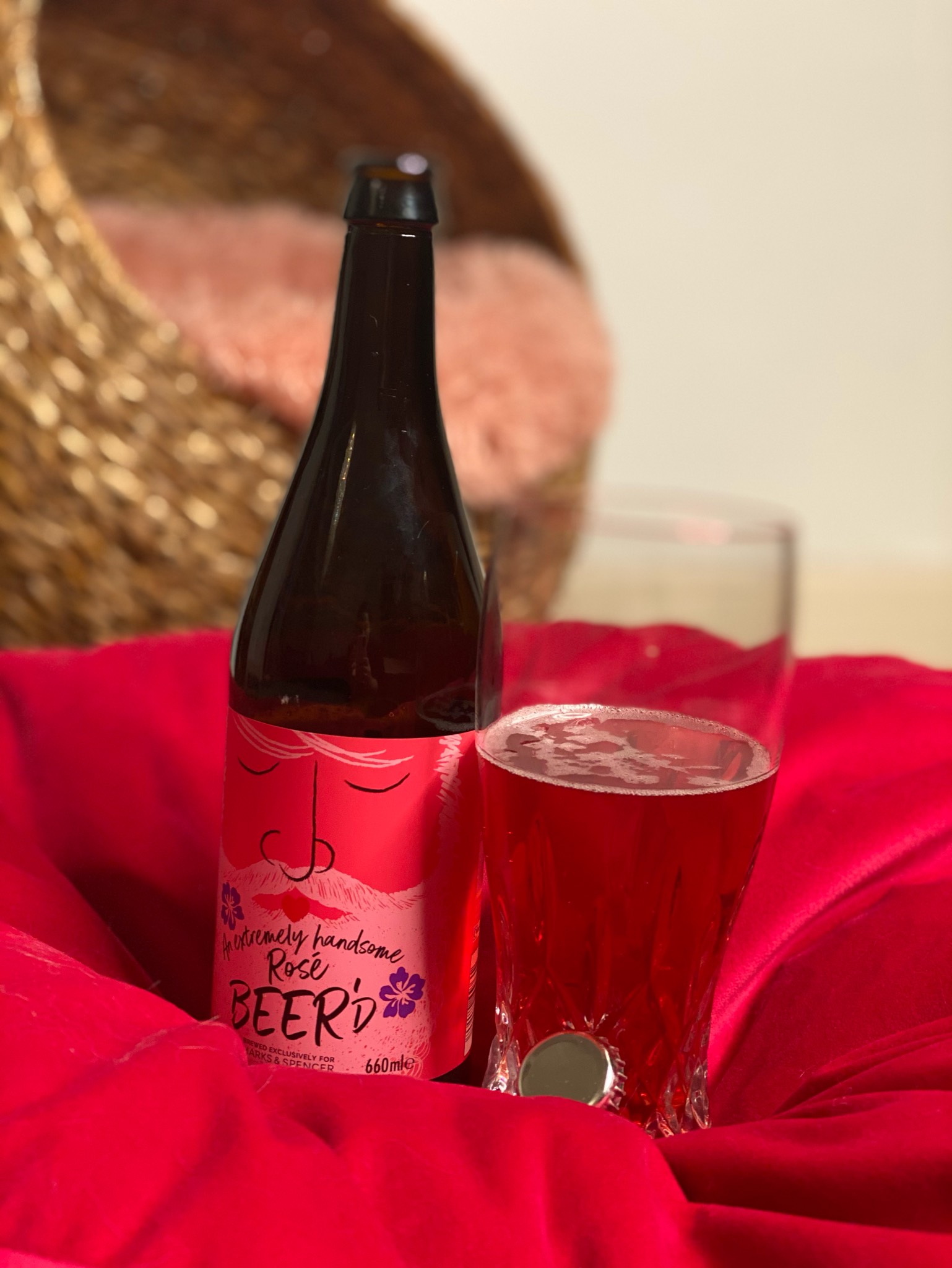 An extremely handsome Rose Beer'd, England