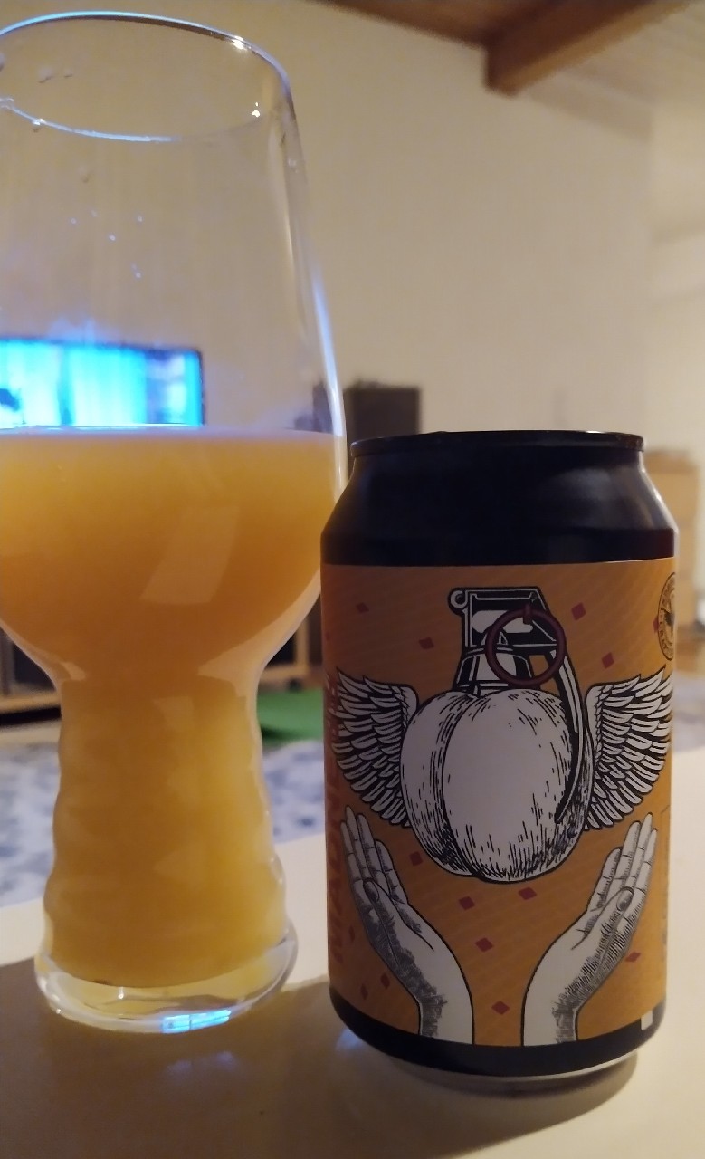 Apricot Madness, Hungary