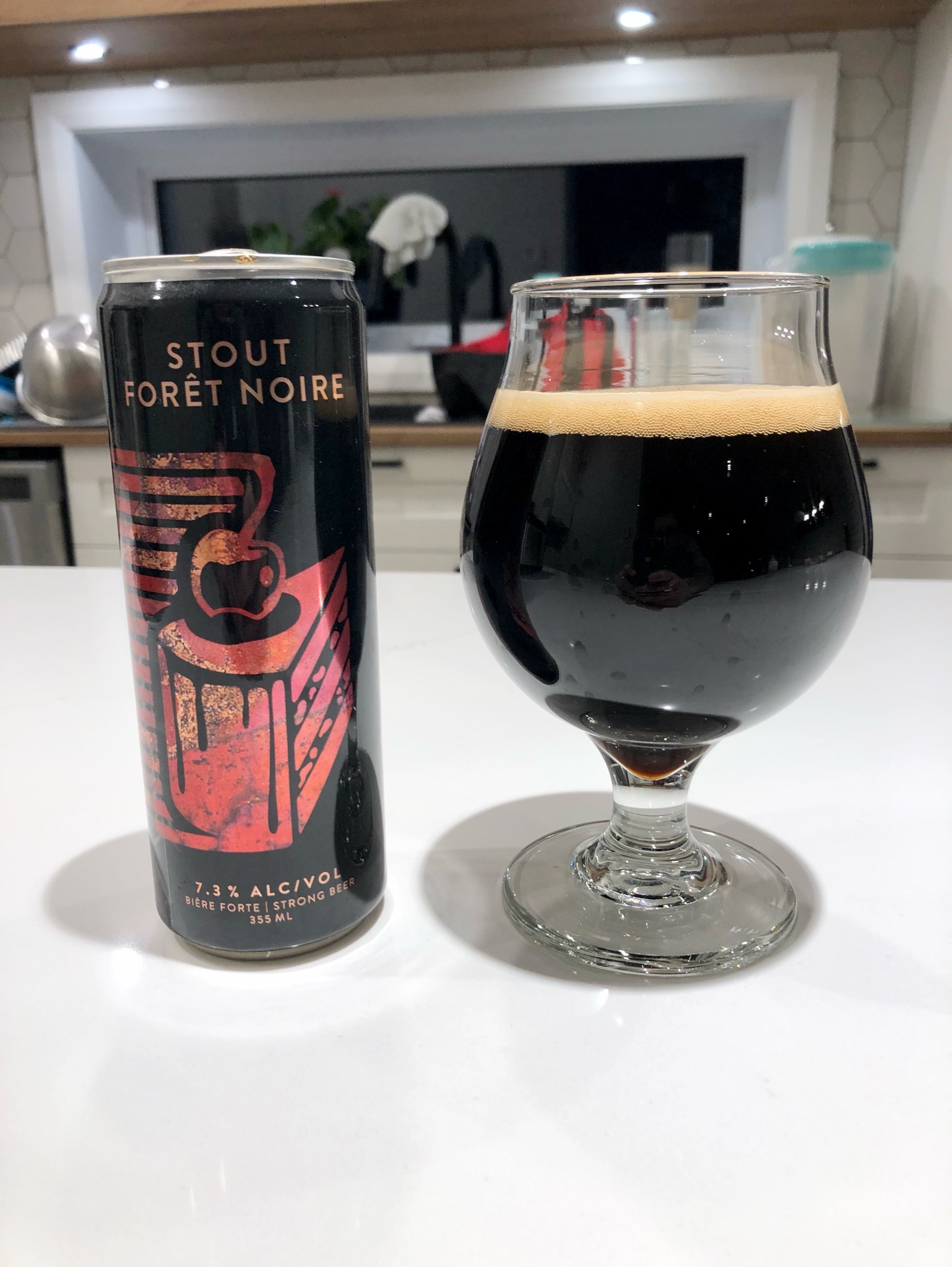 Stout forêt noire, Canada