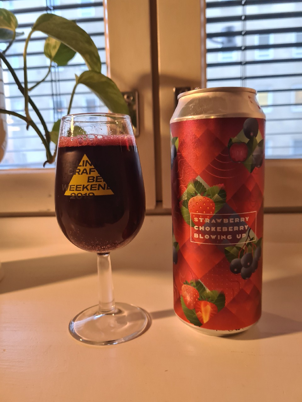 Blowing Up: Strawberry & Chokeberry Sour Ale, Russia