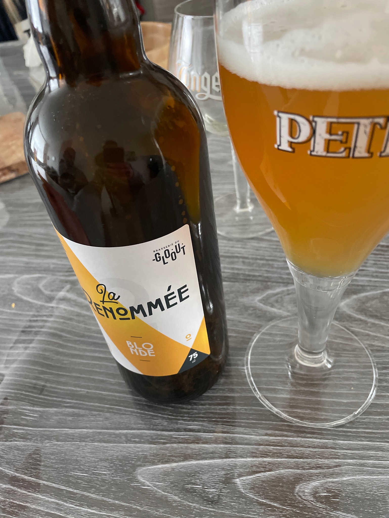 La Renommée Blonde, France