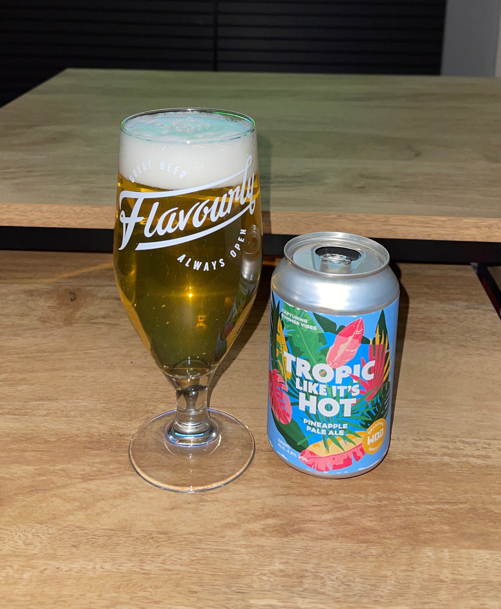 TROPIC LIKE IT'S HOT - PINEAPPLE PALE ALE, England