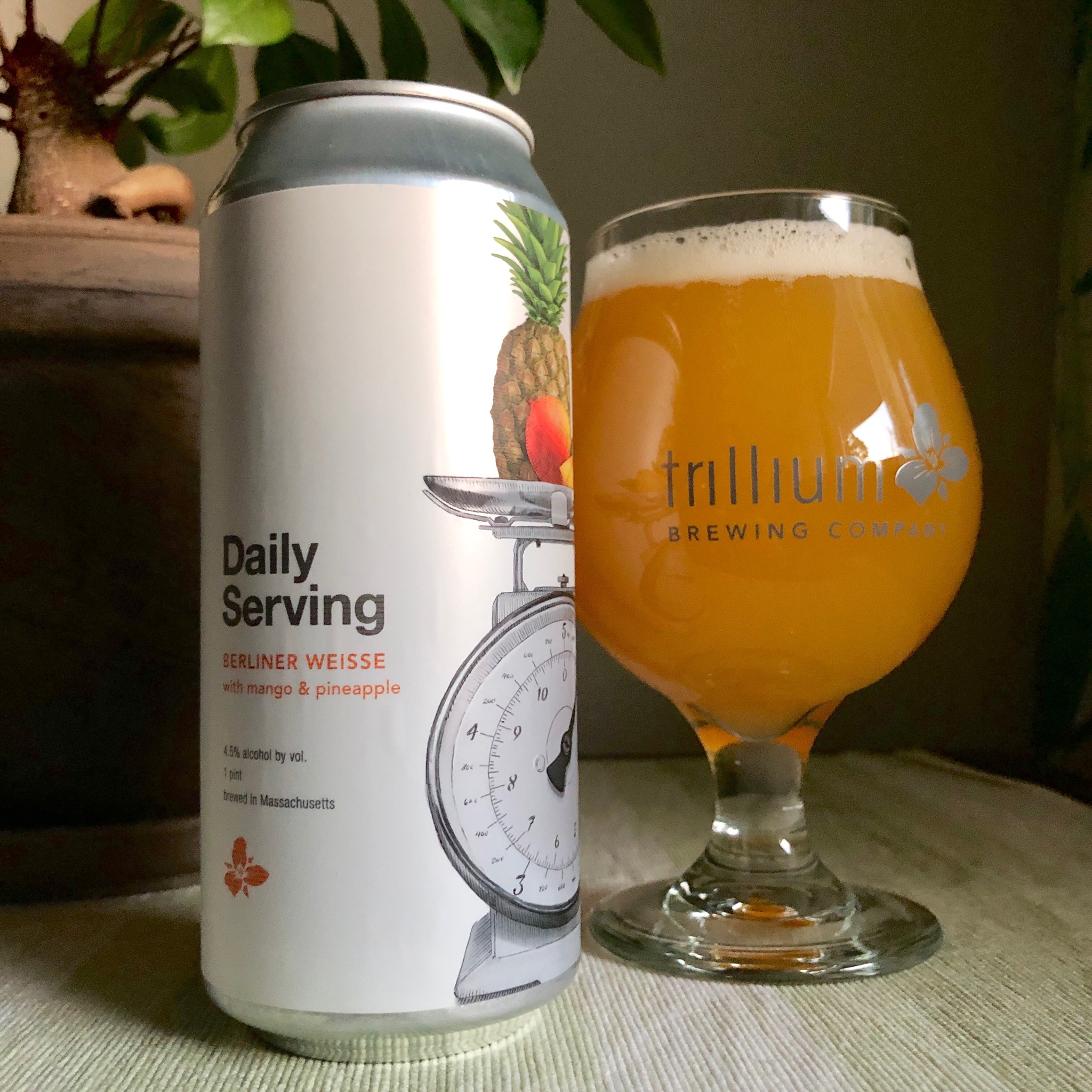 Daily Serving: Mango & Pineapple, United States