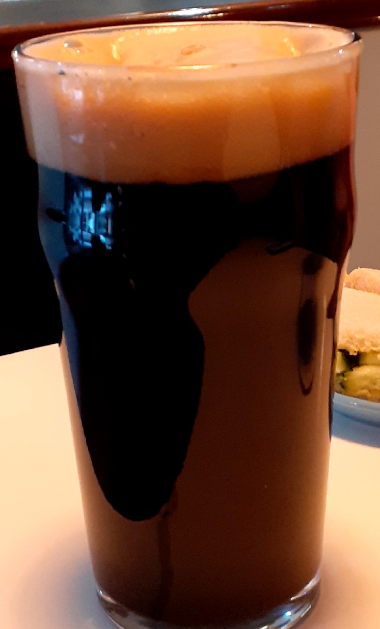 North X Dugges Stout, England