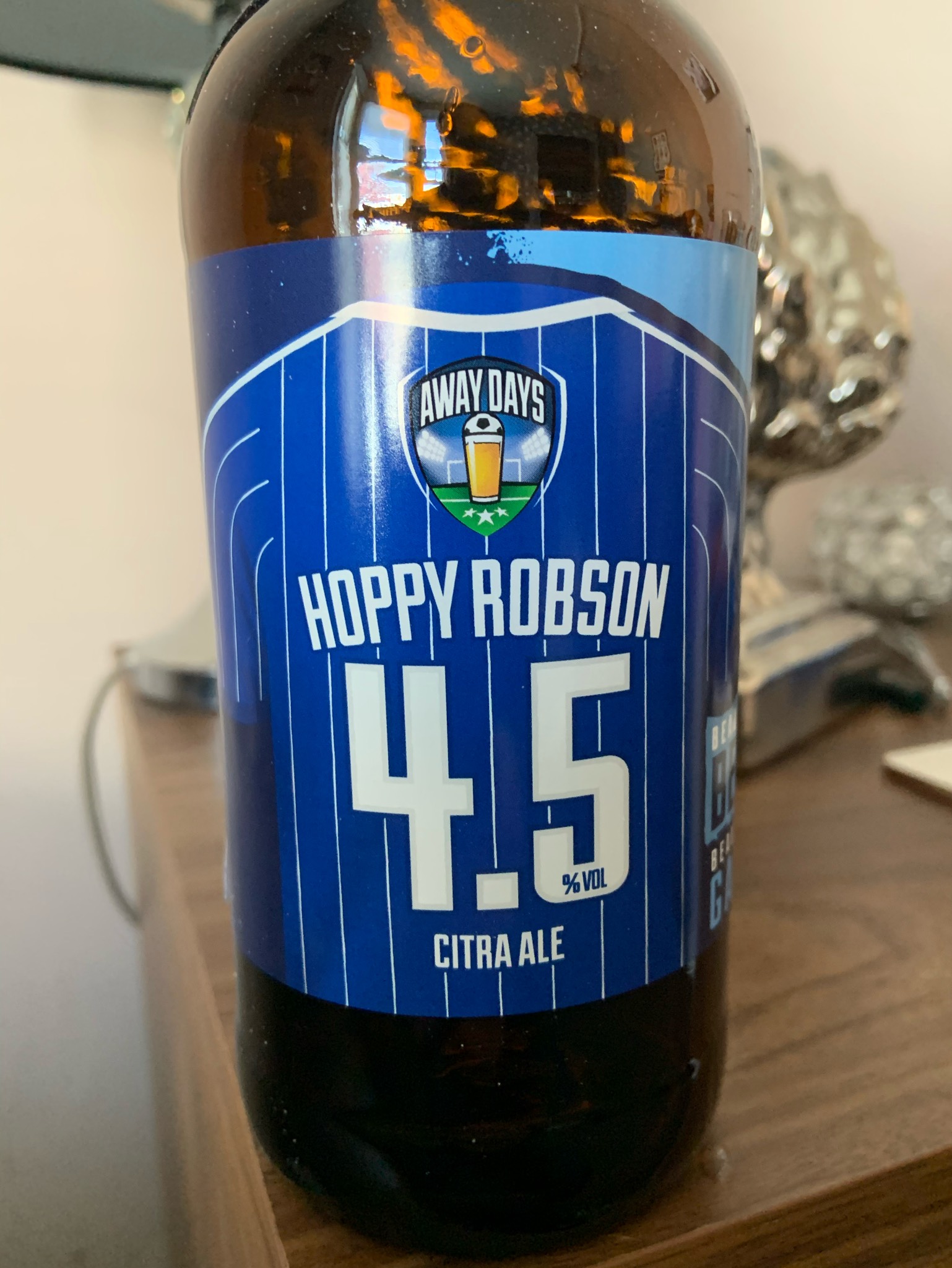 Hoppy Robson, England