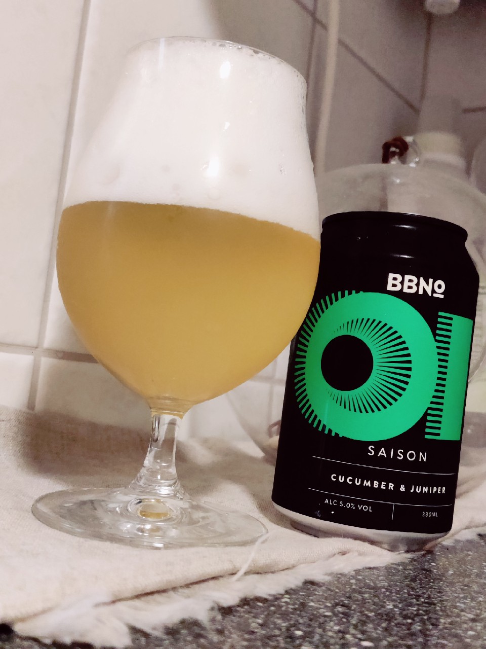 01 Saison - Cucumber & Juniper, England