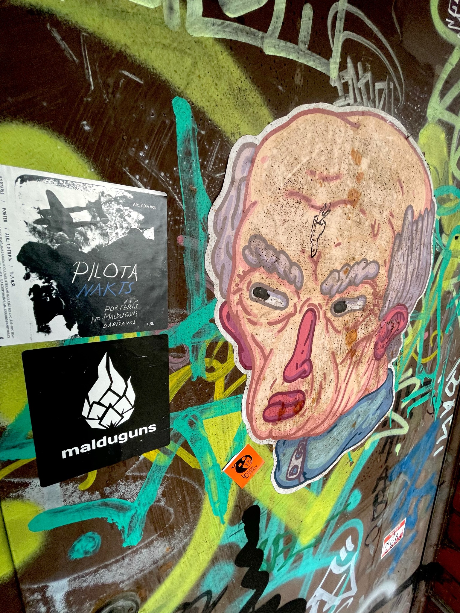 Pilota Nakts, Latvia