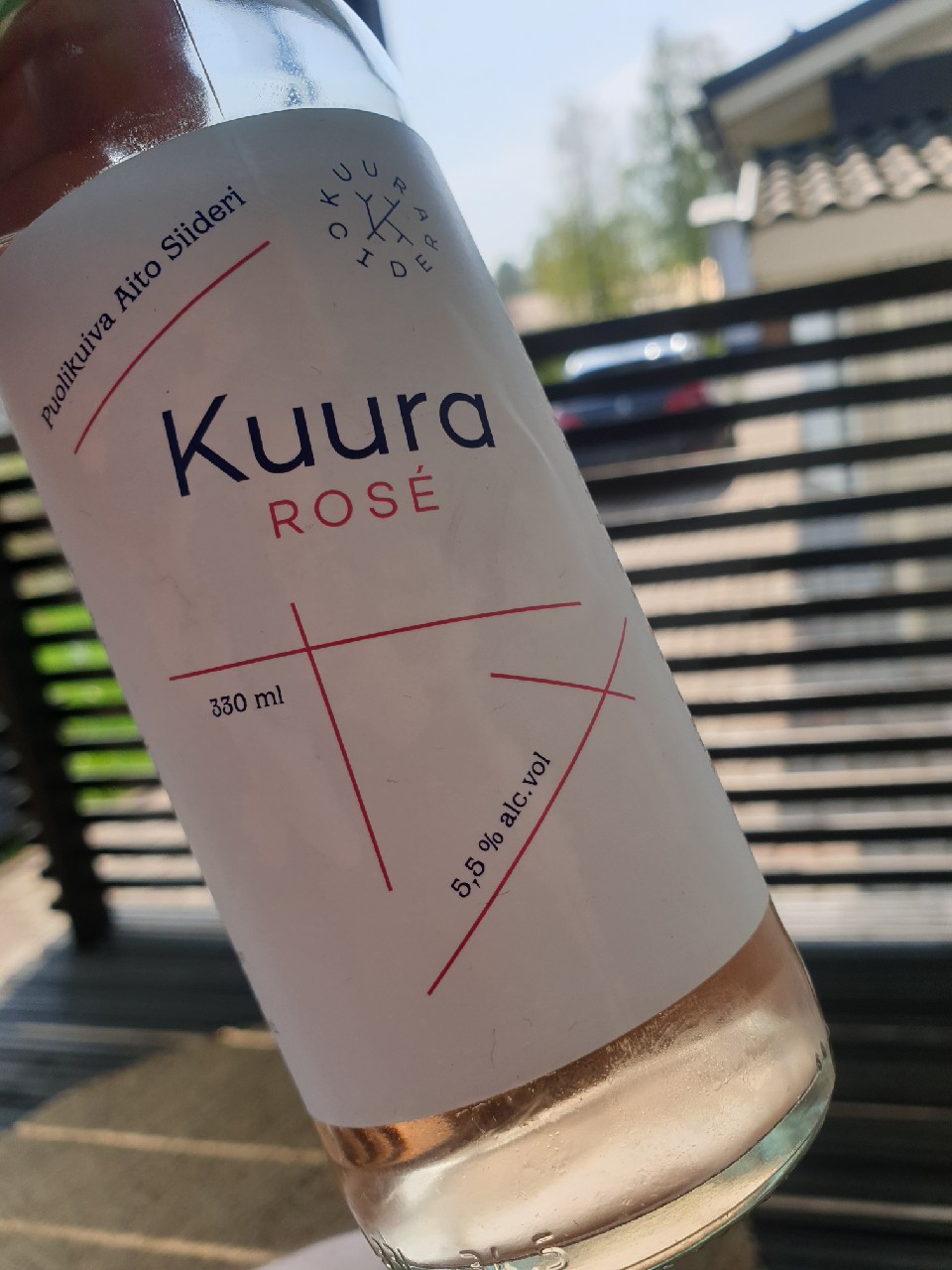 Kuura Rosé, Finland