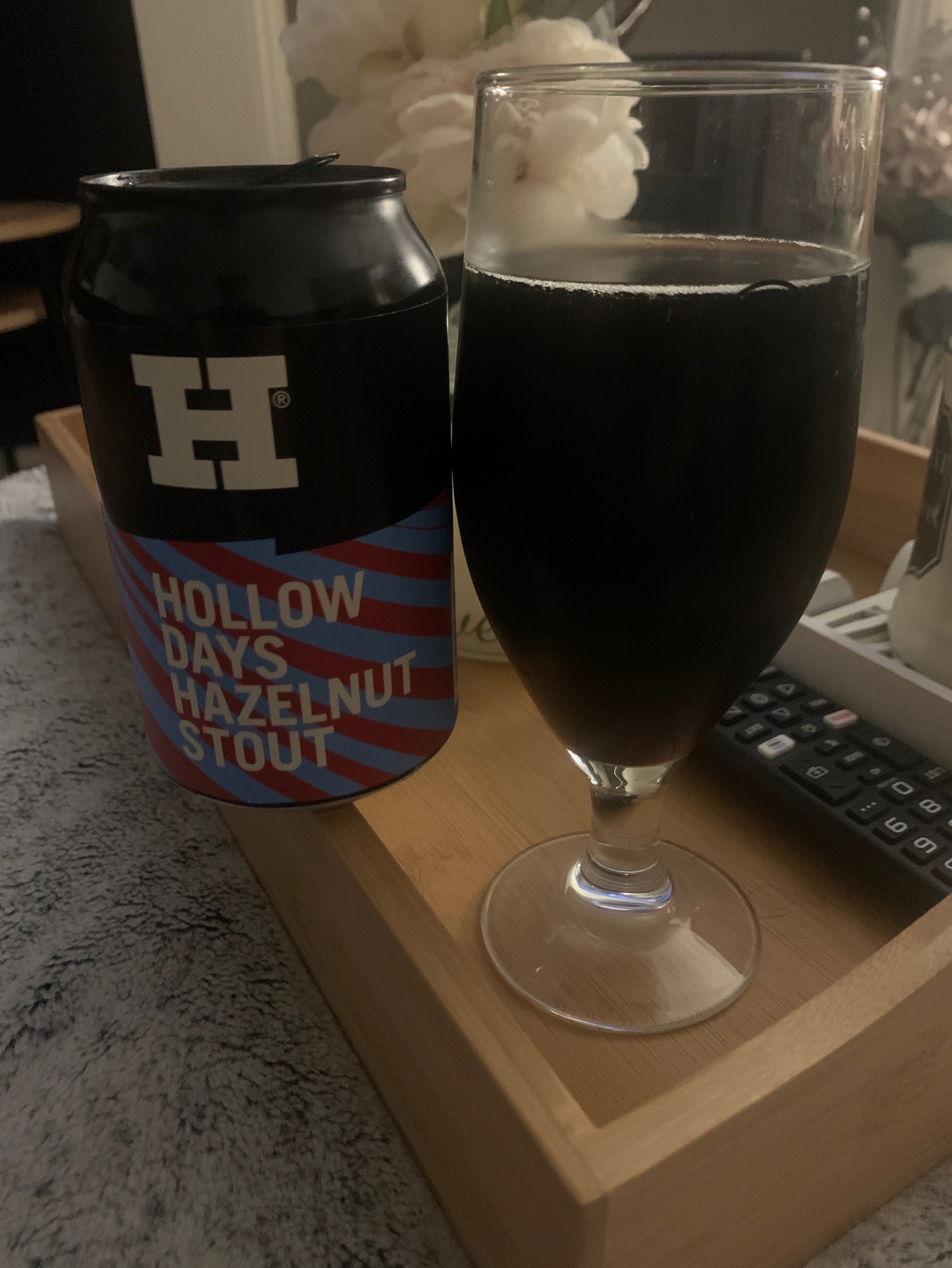 Hollow Days, England