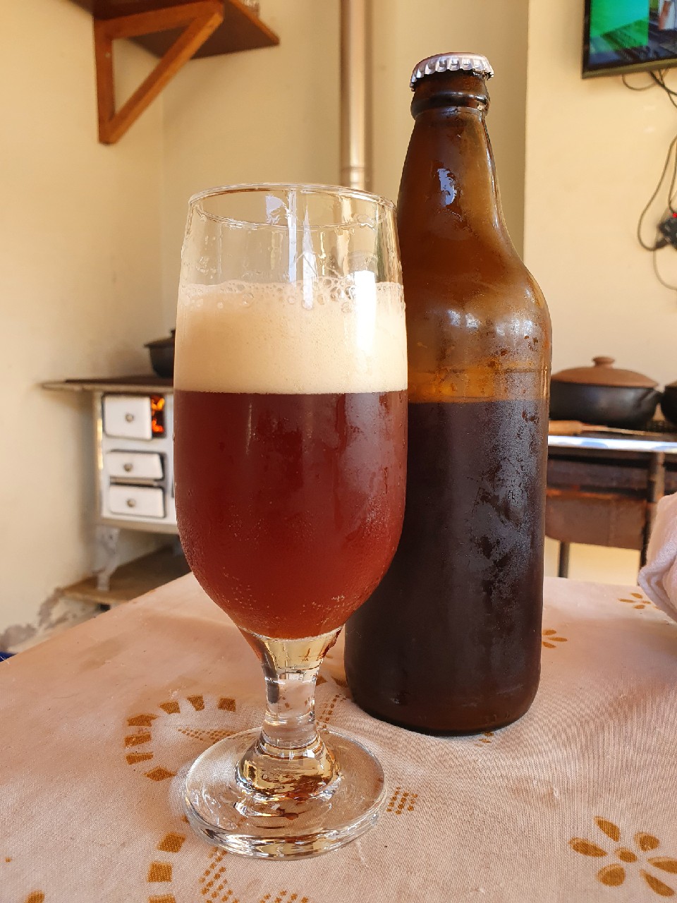 trevisa red roble ale - barrel aged, Brazil