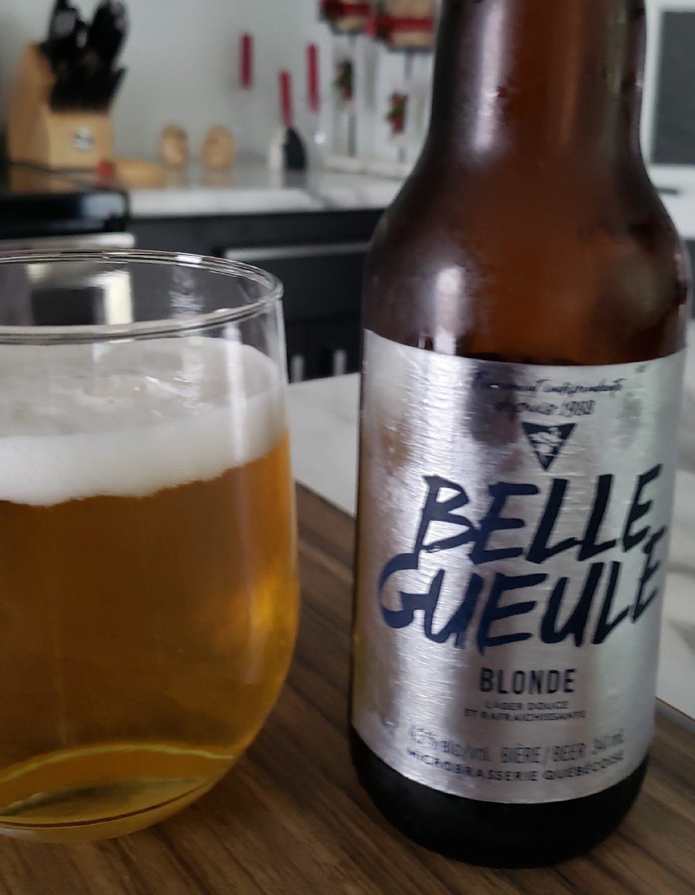 Belle Gueule Blonde, Canada