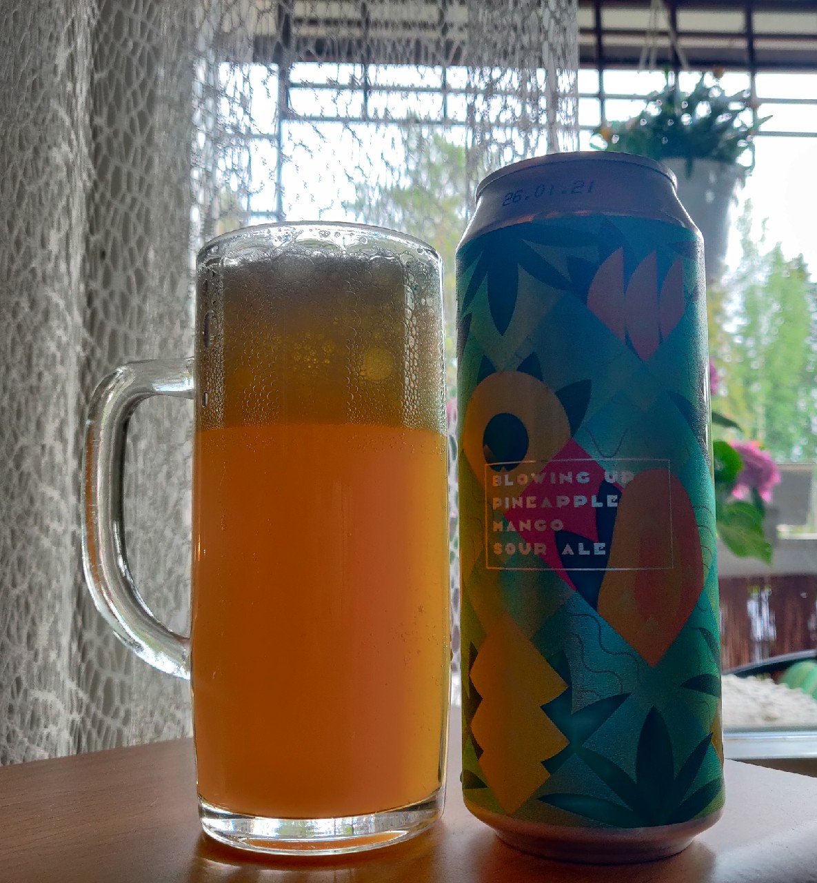 Blowing Up: Pineapple & Mango Sour Ale, Russia