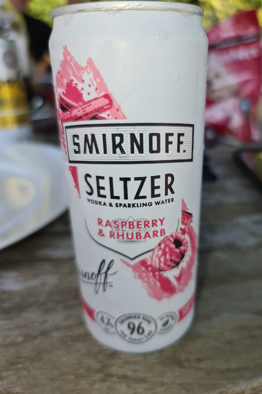 Smirnoff Seltzer Rasberry & Rhubarb, Russia