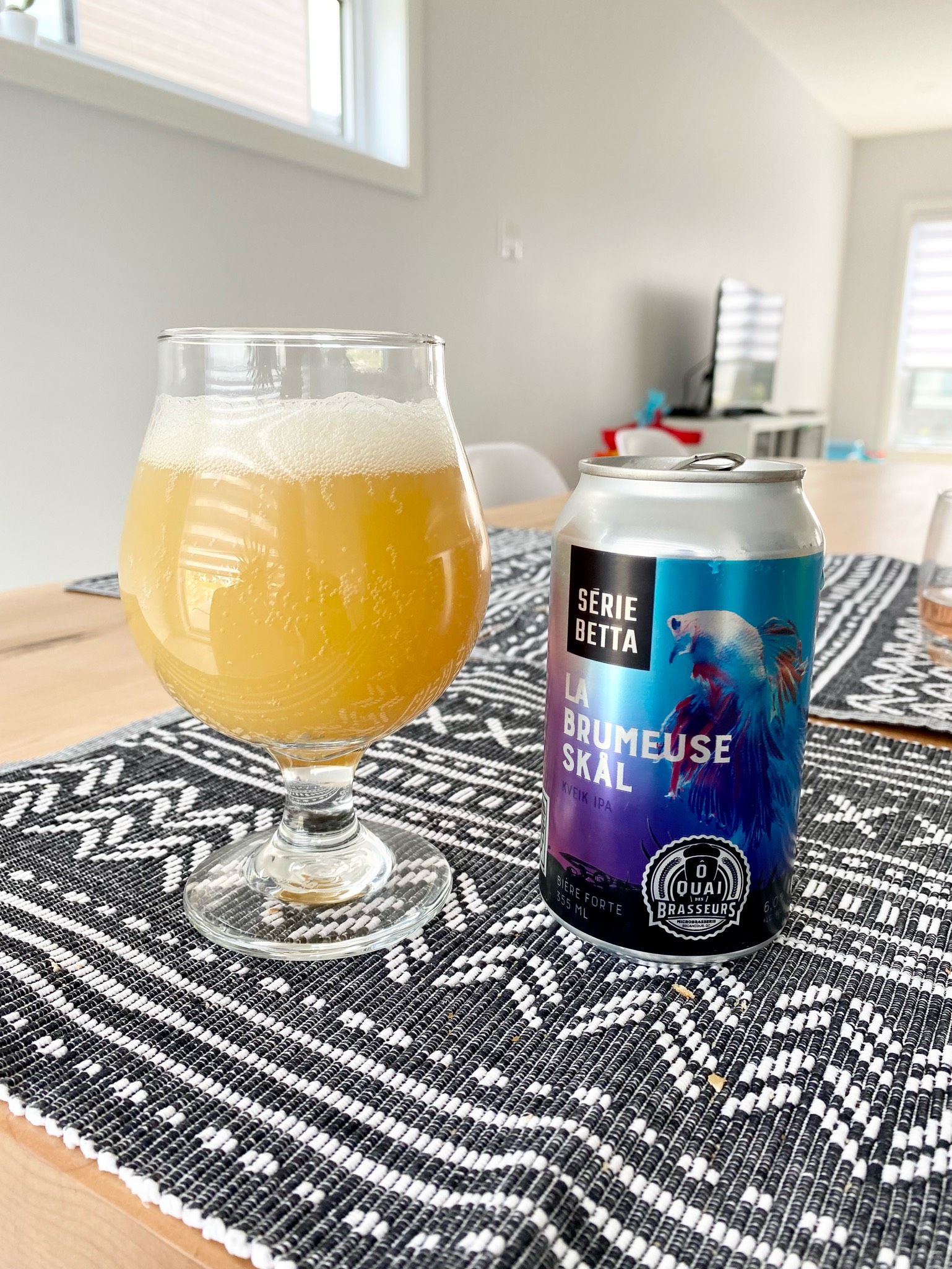 La Brumeuse Skal, Canada