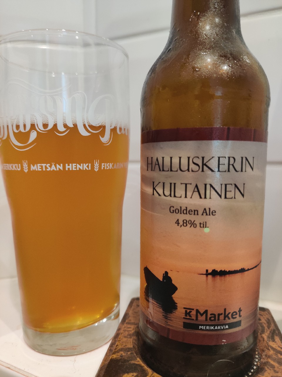 Halluskerin Kultainen, Finland