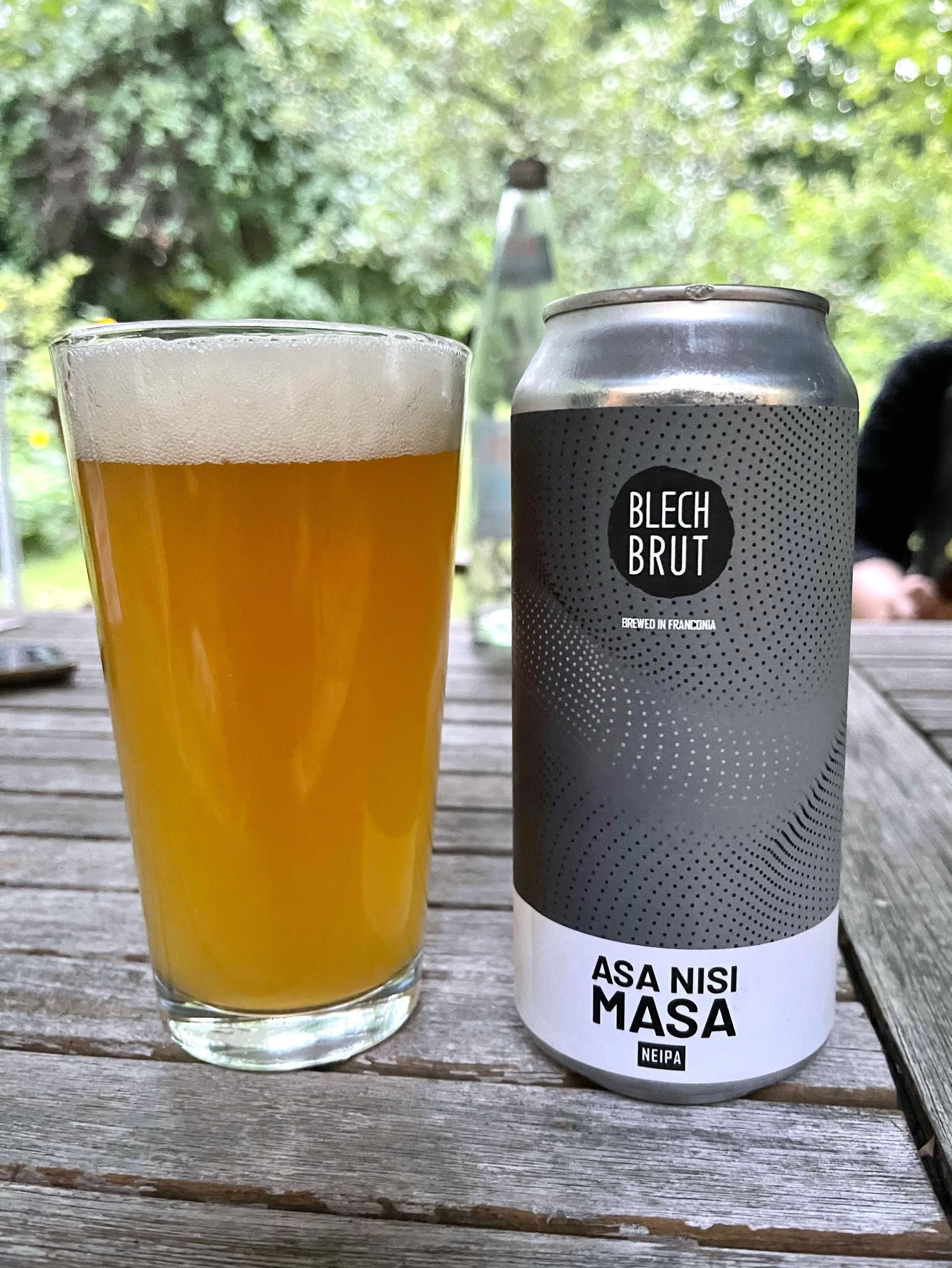 Asa Nisi Masa, Germany