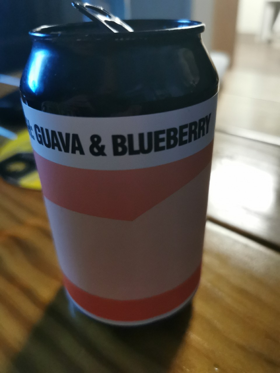 Fluffy Smoosh: Guava & Blueberry, Russia