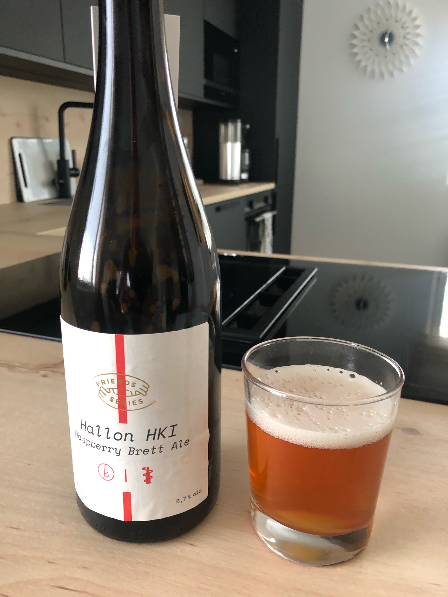 Hallon HKI Raspberry Brett Ale, Finland