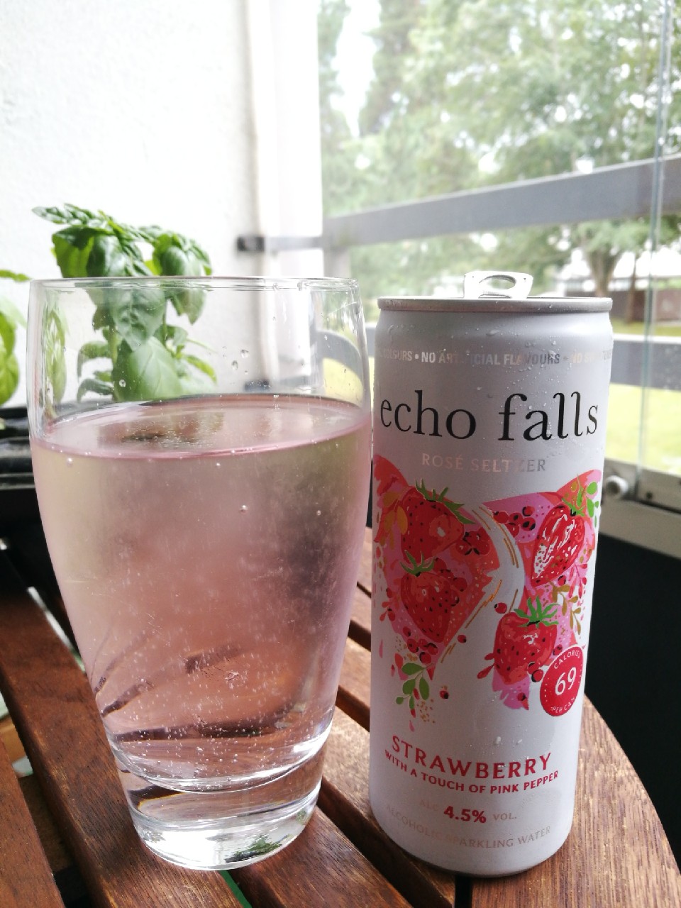 Echo Falls Strawberry, England