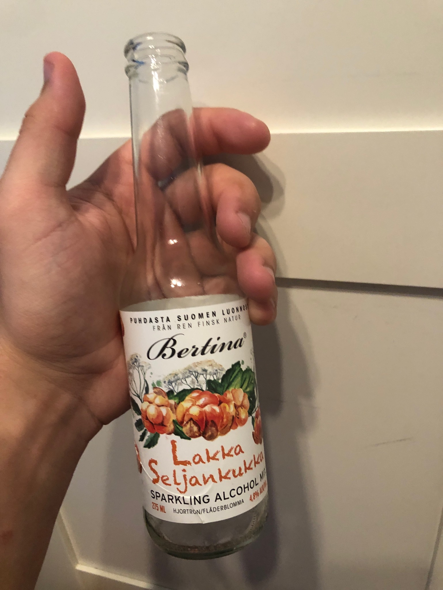 Lakka-seljankukka, Finland