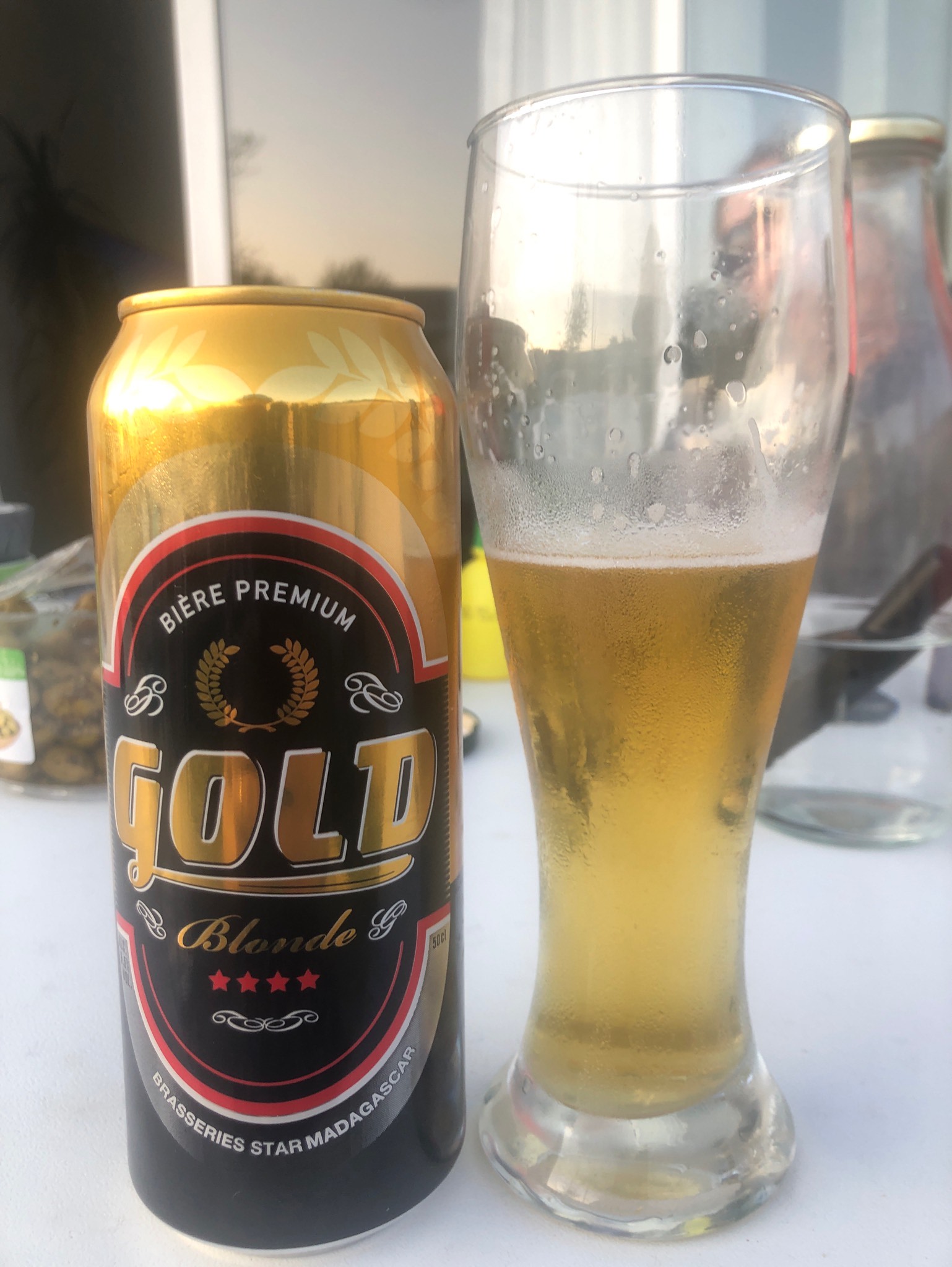 Gold Blonde, Madagascar