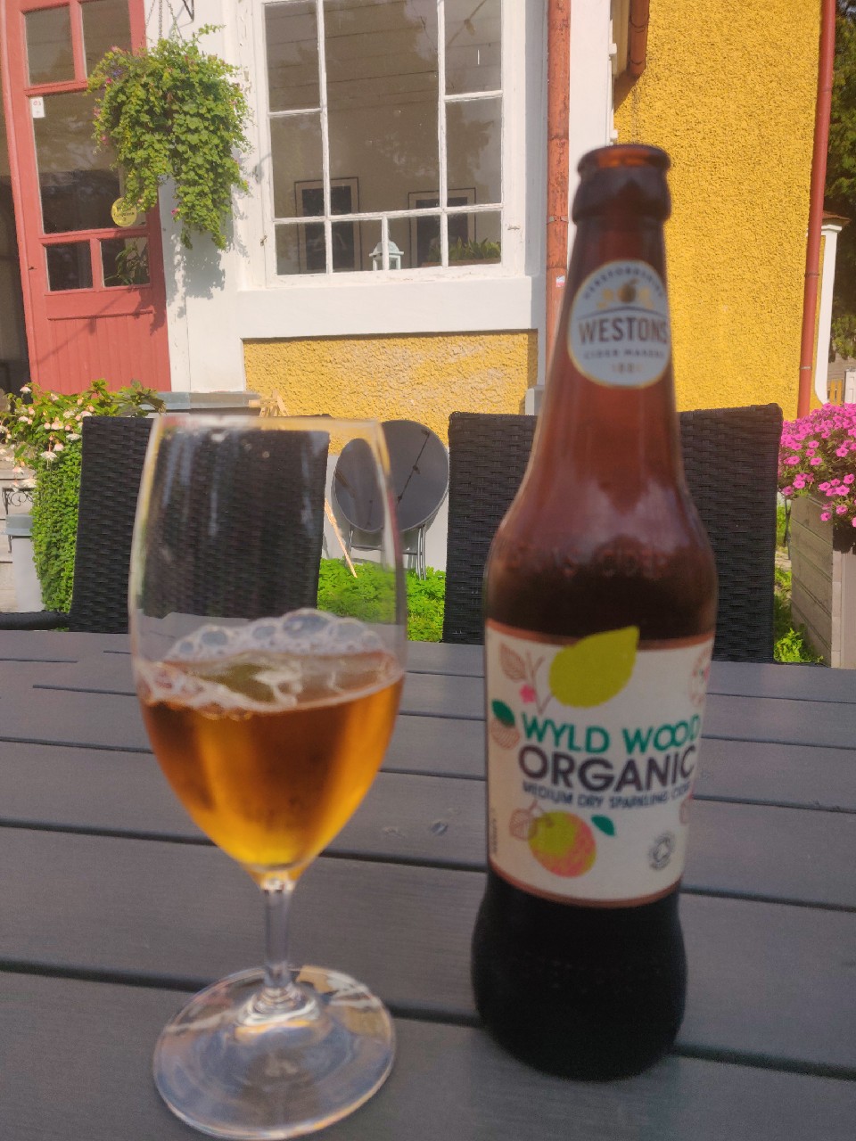 Westons Wyld Wood Organic Classic, England