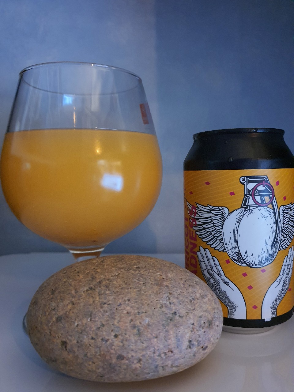 Apricot Madness, Hungary