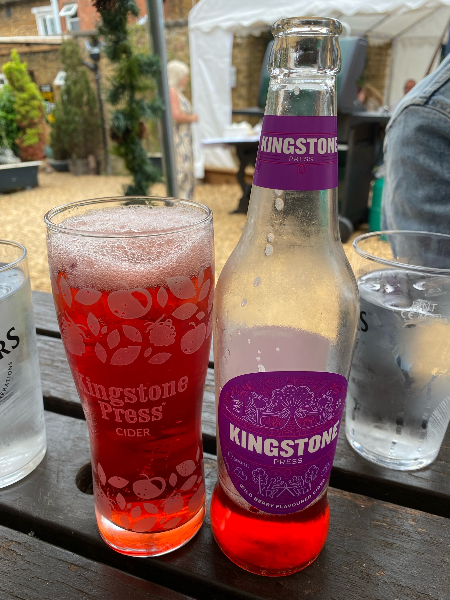 Kingstone Press Wild Berry Flavoured Cider., England