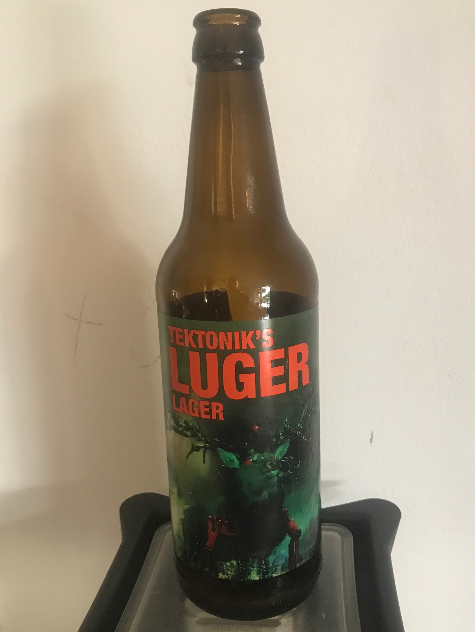 Tektonik's Luger Lager, Slovenia