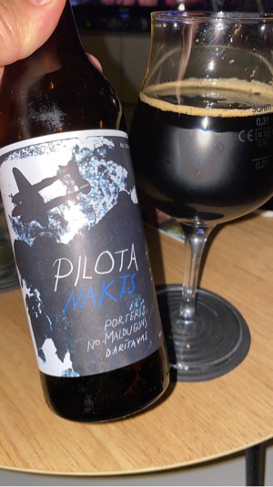 Pilota Nakts, Latvia