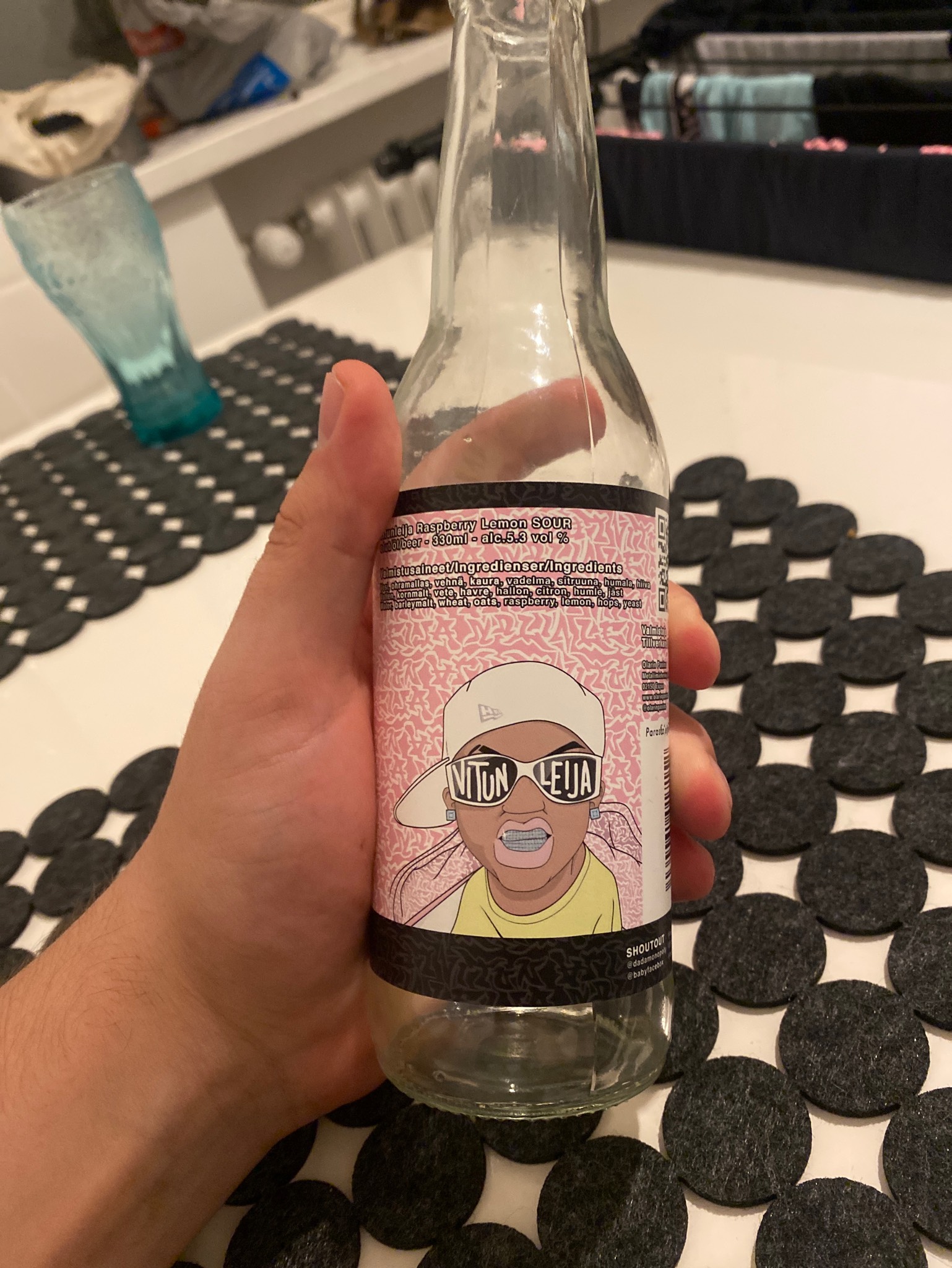 Vitun Leija, Finland