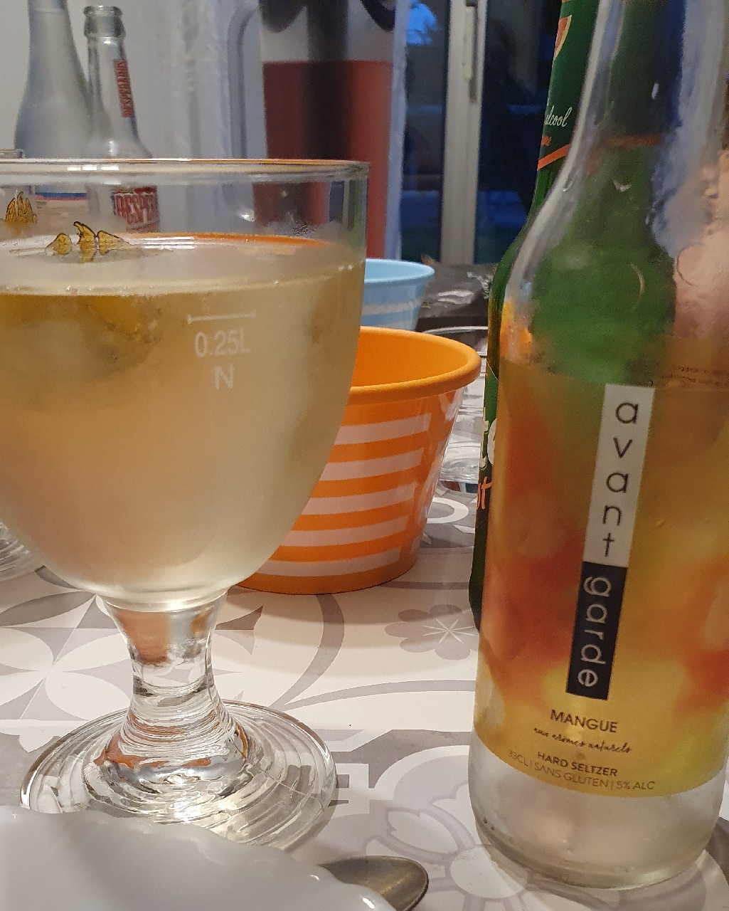 Avant Garde Mangue, France